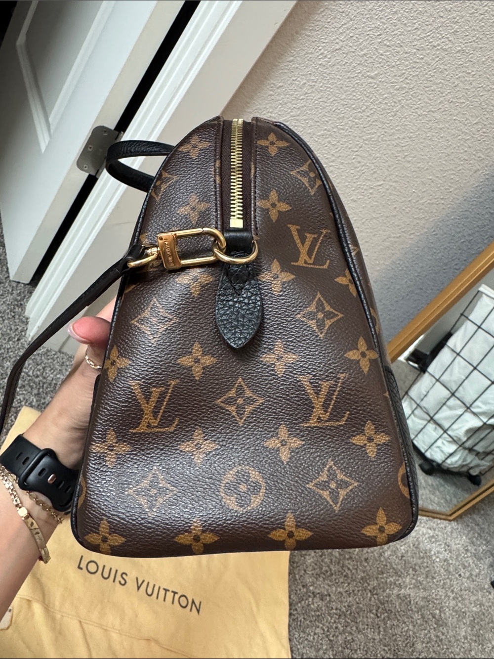 Louis Vuitton Retiro NM Mono Noir - Picture 9 of 15